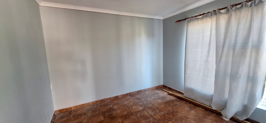 2 Bedroom Property for Sale in Albertinia Western Cape